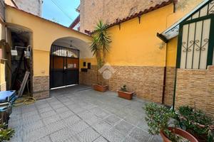 3 LOCALI A MARANO DI NAPOLI