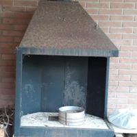 Barbecue totalmente nuovo per esterno