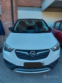 Opel Crossland X 1,6 diesel 99 cv  del 2017. 