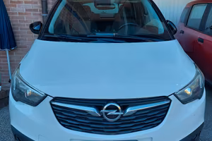 Opel Crossland X 1,6 diesel 99 cv  del 2017. 