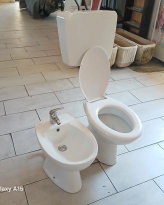 Sanitari completi WC e Bidet 
