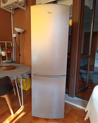 Frigorifero combinato Whirpool no frost classe A+