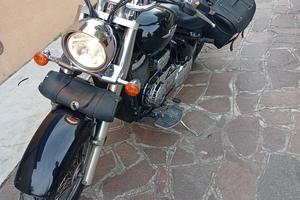 Suzuki Intruder 800