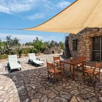 Trullo Gioia a Torre Suda con ampio giardino
