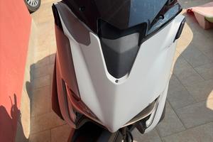 T-Max 560