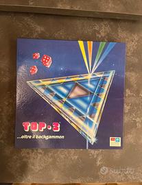 Gioco da tavolo “Top-3 oltre il backgammon”