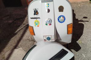 Vespa PX 200 E