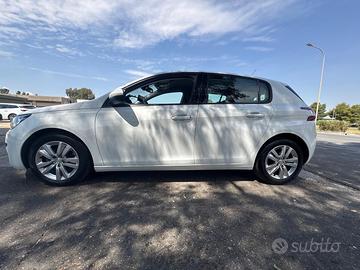 Peugeot 308 BlueHDi 120 S&S Active