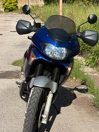 Splendida honda transalp 650 del 2006
