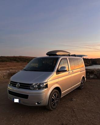 Volkswagen Caravelle camperizzazione amovibile