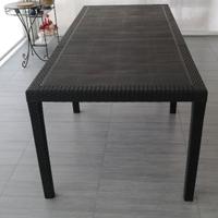 Tavolo da esterno