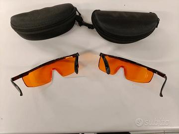 2 occhiali protettivi UV con lenti arancioni + cus