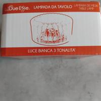 Lampada da tavolo luce bianca