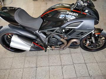 DUCATI Diavel 1200
