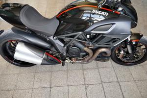 DUCATI Diavel 1200