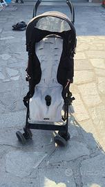 Passeggino Maclaren Quest leggero e pieghevole