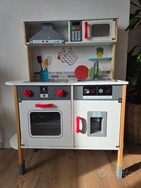 Cucina Giocattolo in Legno Super Accessoriata – Mo