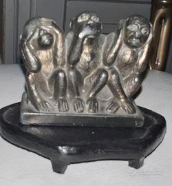Scultura in bronzo le tre scimmie sagge