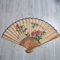 Ventaglio orientale pieghevole