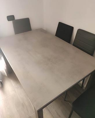 tavolo estendibile con 4 sedie
