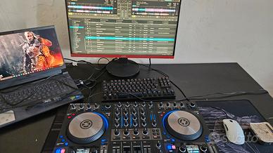 Traktor S4 MK3 con borsone e scatola originale