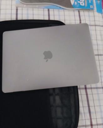 mcbook air