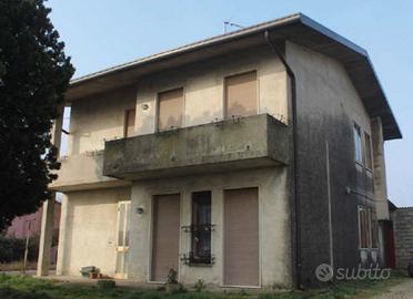 Villa di 206 m² con 5 locali e box auto doppio a M
