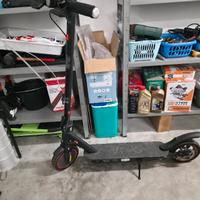 monopattino elettrico Vivobike 