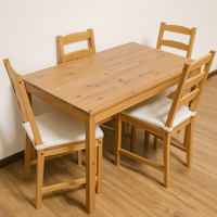 Tavolo in legno ika come nuovo 4 sedie