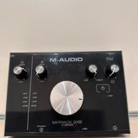 M-Audio M-track 2x2