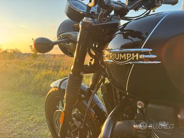 Triumph Bonneville T120 Black - 2023