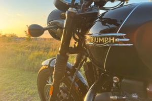 Triumph Bonneville T120 Black - 2023