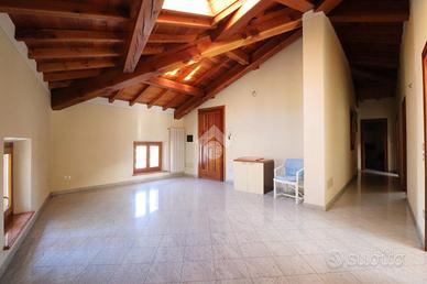 MULTILOCALE A VOLTA MANTOVANA