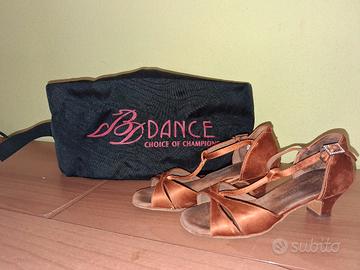 Scarpe danza sportiva 