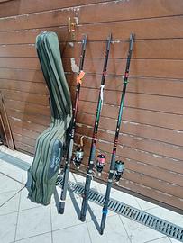 3 canne, mulinelli e sacca da siluro
