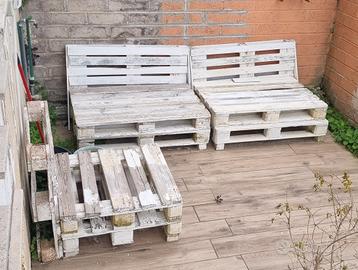 pallet e tavolinetto 
