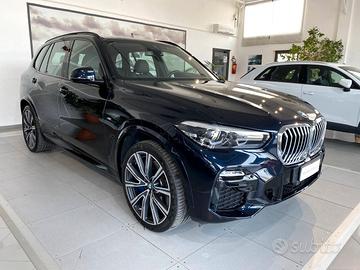BMW X5 X-Drive 3.0 D 265CV 48V MHEV + TETTO