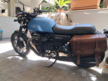 Motoguzzi V7 STONE 3