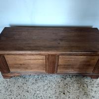 Cassapanca in legno massello