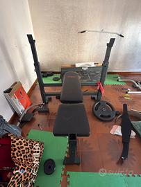 Panca, bilancieri, macchina multifunzione, manubri