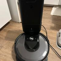 Roomba i7 plus (base con sacco di raccolta)