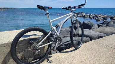 Mercedes Bicicletta MTB