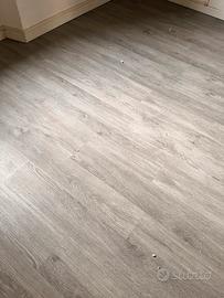 Gratis Pavimento in vpc grigio