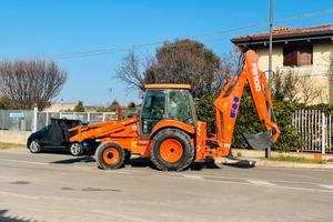 P51 Terna Hitachi FB100 con telescopico e mordente