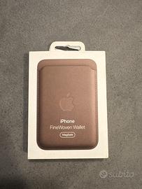 Wallet FineWoven Iphone