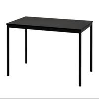 Tavolo nero IKEA