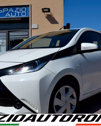Toyota Aygo 1.0 69CV X-PLAY AUTOMATICA **PREZZO RE