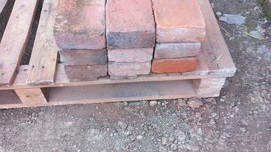 mattoni pieni antichi