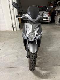 Scooter 125 agility 16+