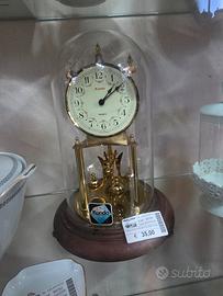 Orologio a Pendolo Kundo Quartz con Cupola in Vetr